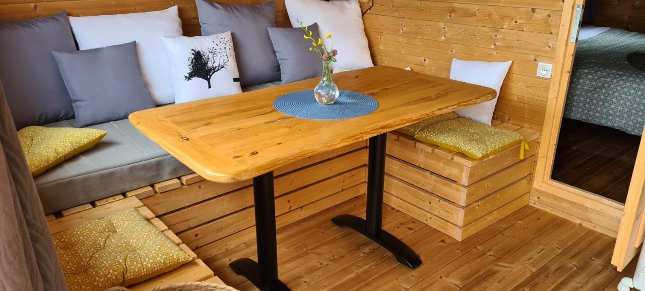 Hebergements Insolites - Detente En Luberon Viens Екстериор снимка